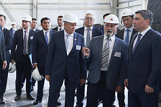 Олжас Бектенов посетил "ЭЙКОС“ и ознакомился с системой переработки отходов
